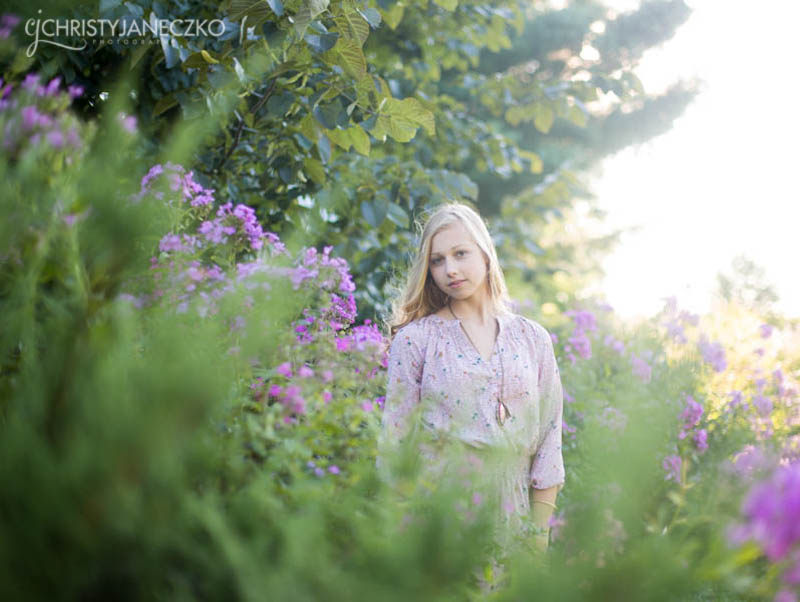 nicole bloomer, wi high school senior photographer Christy Janeczko