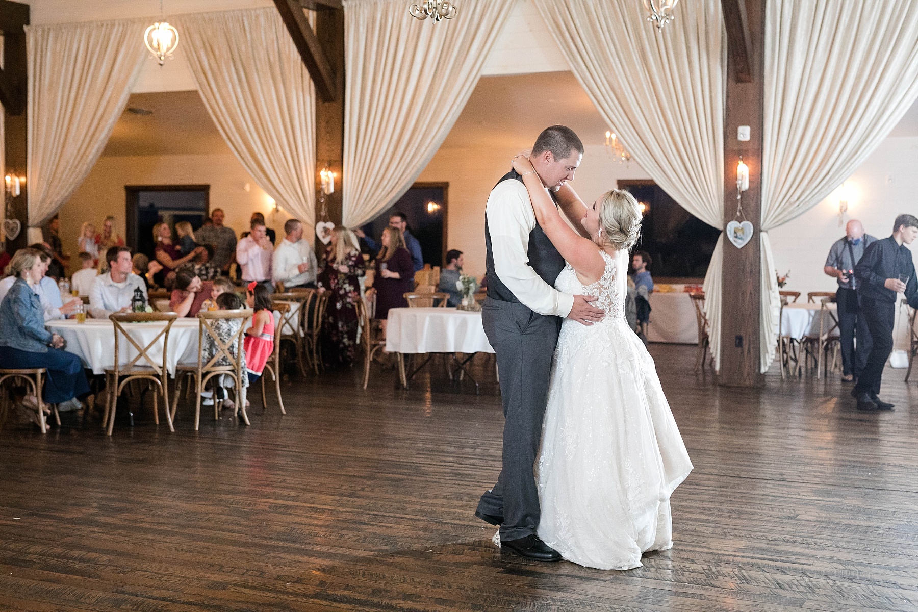 Elegant Fall Wedding at Lilydale in Chippewa Falls Christy Janeczko